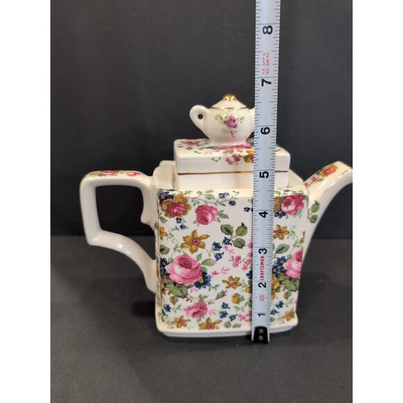 Vintage Sadler "Olde Chintz" teapot, Gold Gilding, Windsor England. 16 Oz - Picture 12 of 13